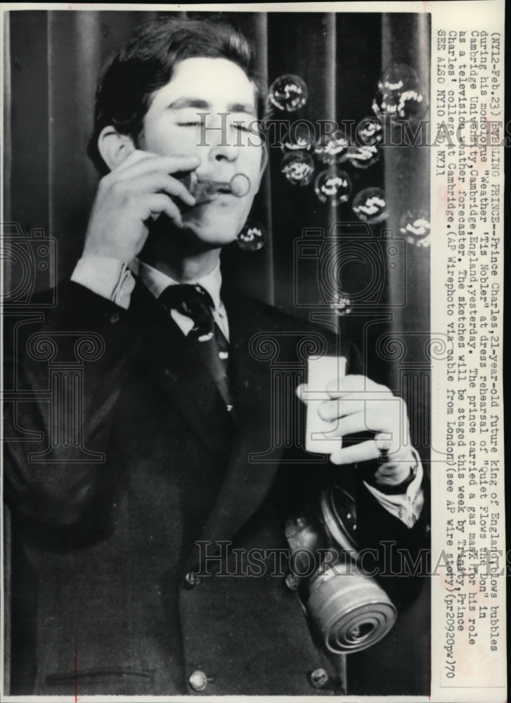 1970 Press Photo Prince Charles, future King of England during his monologue - Historic Images