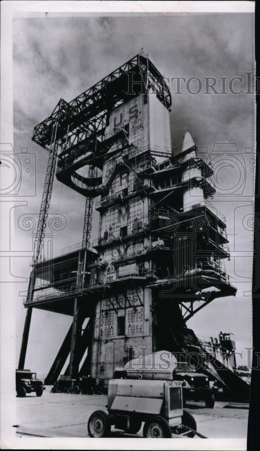 1960 Press Photo Saturn Rocket test tower at Redstone Arsenal, Huntsville, Ala-Historic Images