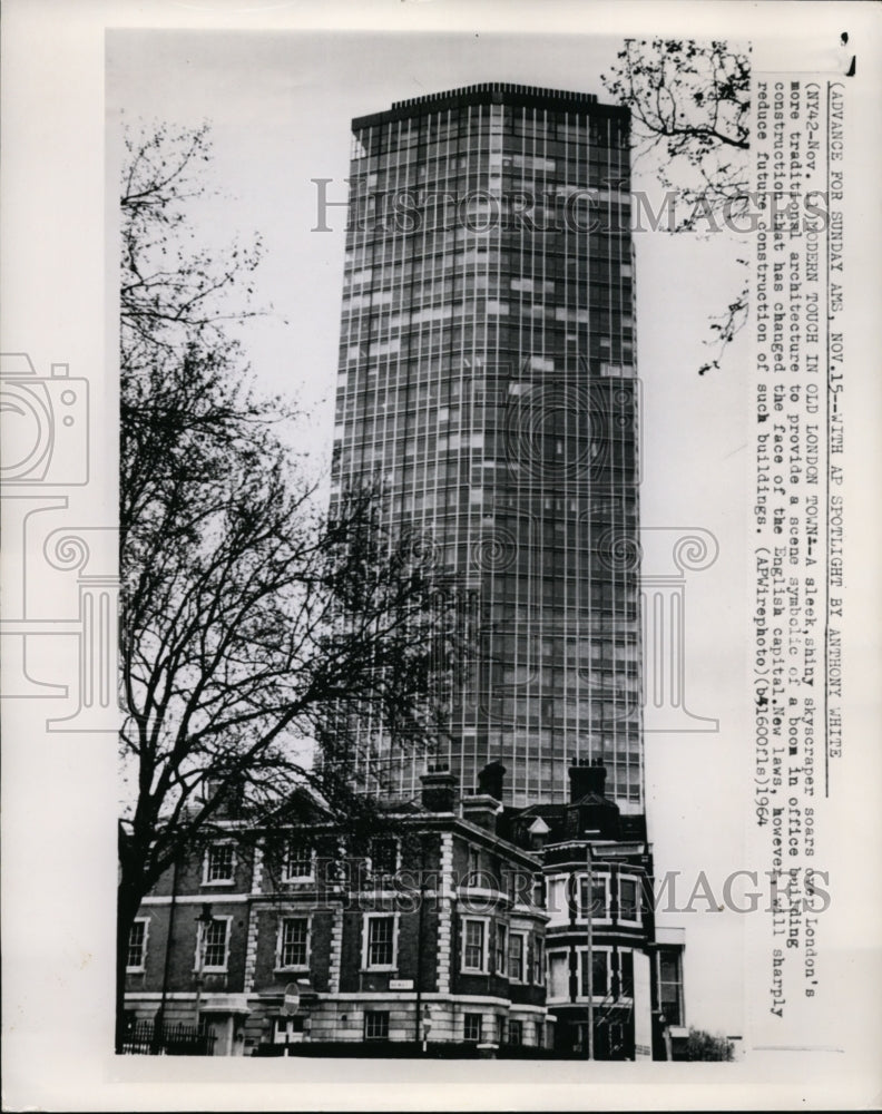 1964 Press Photo A sleek, shiny skyscraper soars over London - cvw19565 - Historic Images