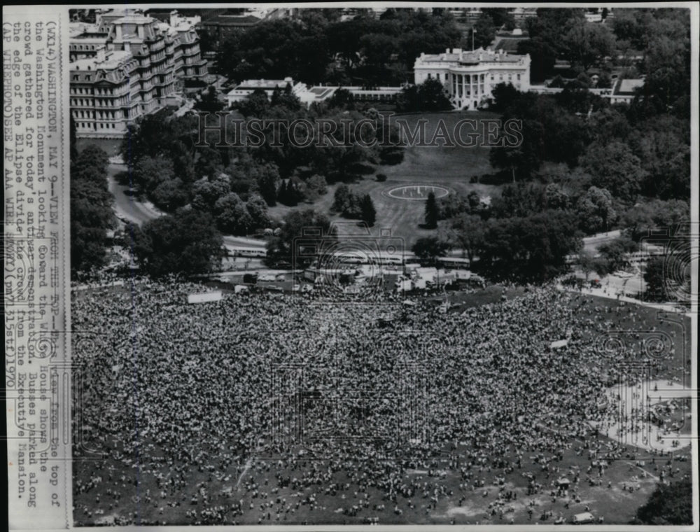 1970 Press Photo Crowd gathered for antiwar demonstration at Washington Monument - Historic Images