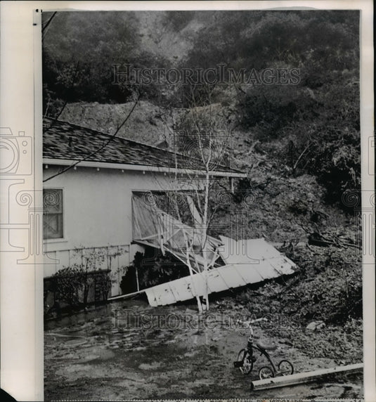 1962 Press Photo Larry Freed killed as mud slid down in home in Sherman Oaks- Historic Images