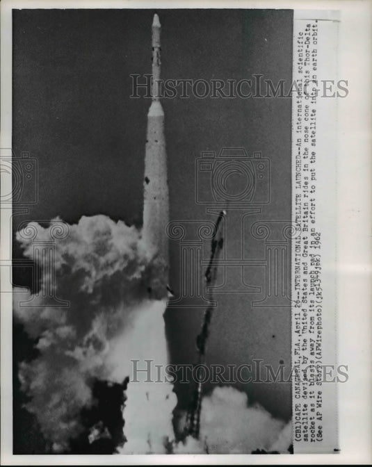 1962 International Satellite Fired From Launch Pad to Orbit Earth - Historic Images