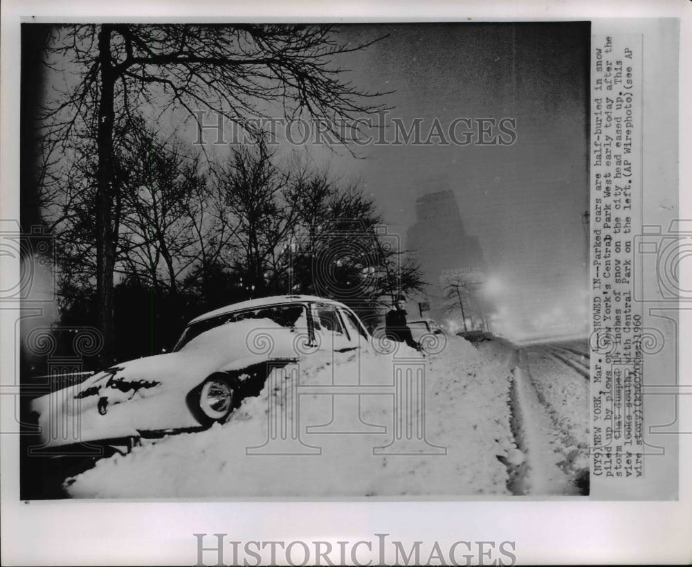 1960 Press Photo Parked cars half-buried in snow at New York Central Park West - Historic Images