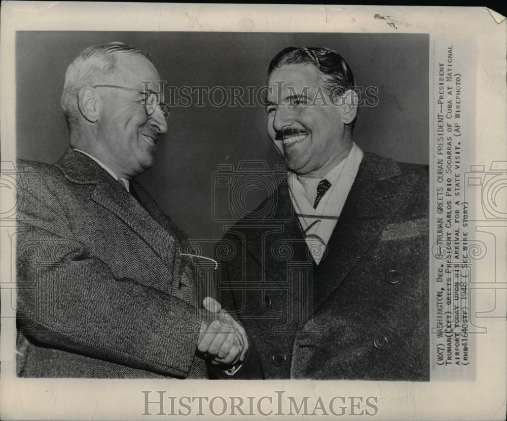 1948 Press Photo Pres Truman greets Cuban Pres Carlos Prio Socarras, Washington - Historic Images