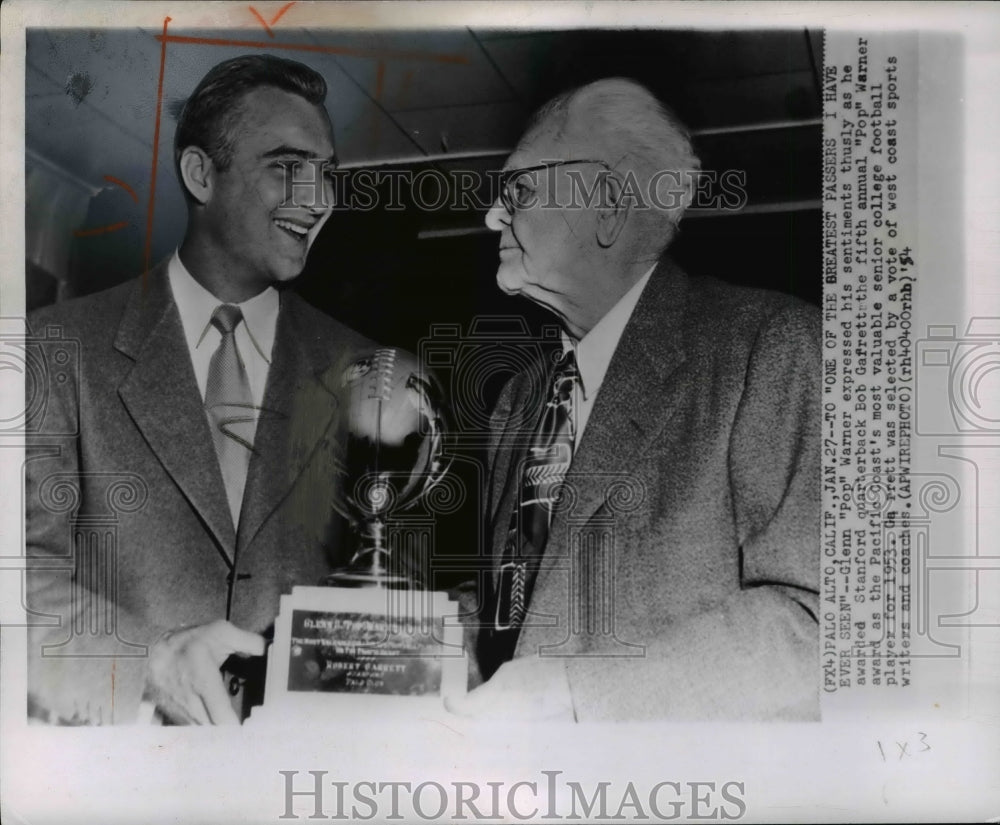 1954 Stanford quarterback Bob Garrett wins &quot;Pop&quot; Warner Award - Historic Images