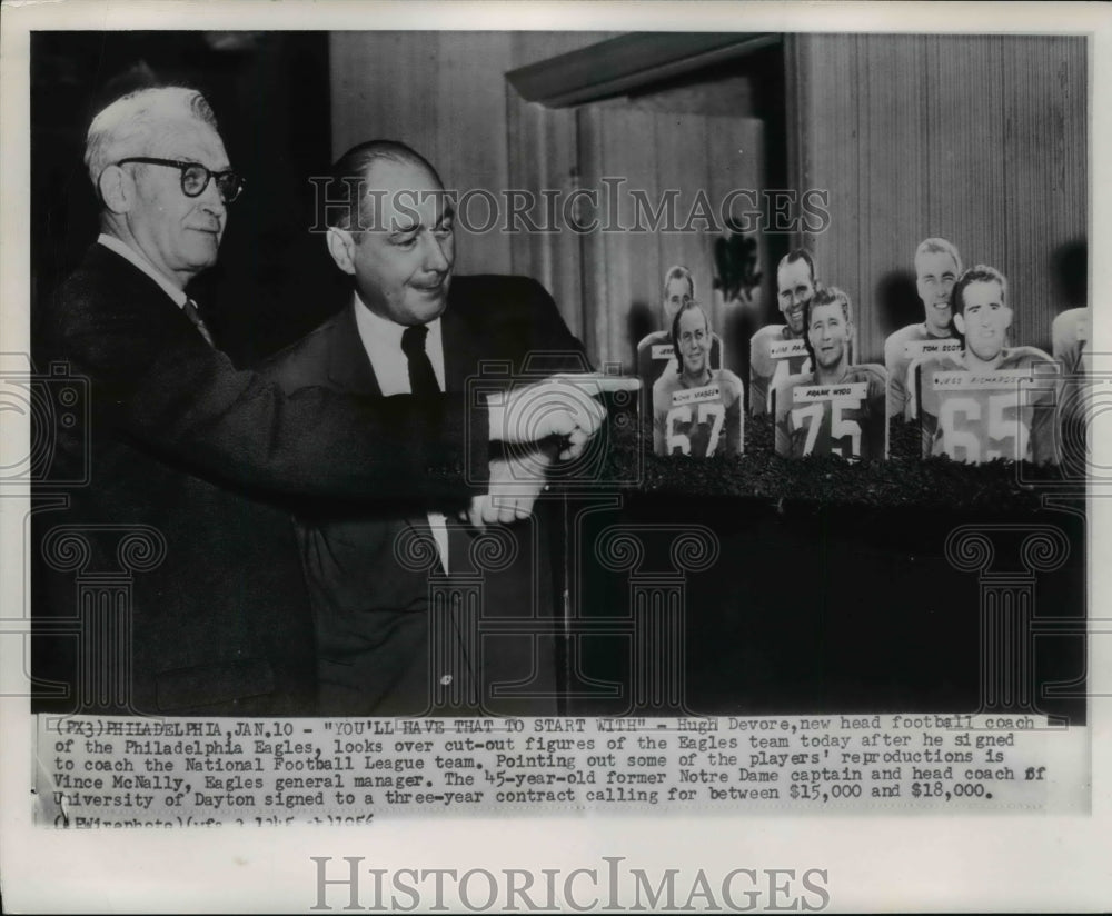 1956 Press Photo Hugh Devore, new head football coach of the Philadelphia Eagles - Historic Images