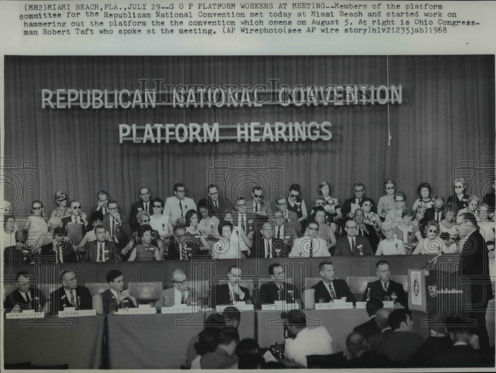 1968 Press Photo Congressman Robert Taft with the Republican National Convention-Historic Images