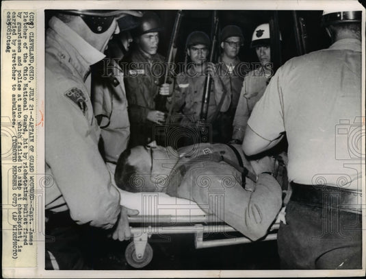 1966 Press Photo Ohio Nat'l Guard Capt James Pletcher hit by ricocheting bullet - Historic Images