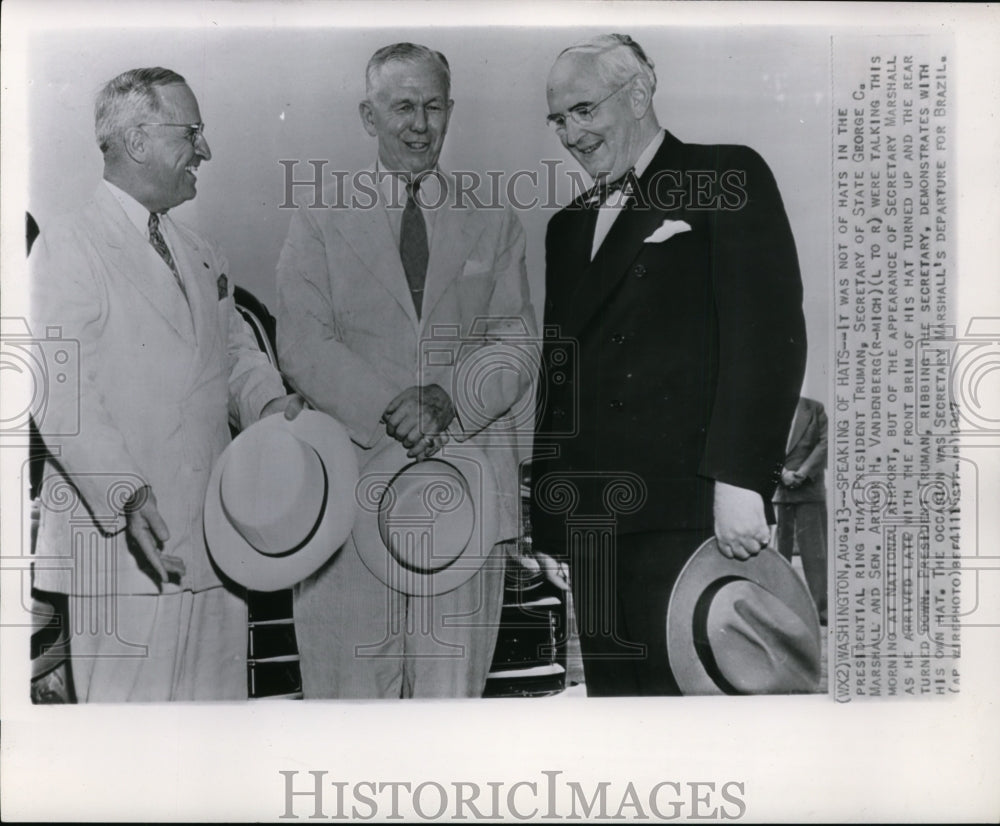 1947 Press Photo President Truman w/ Sec of State George C Marshall send off - Historic Images