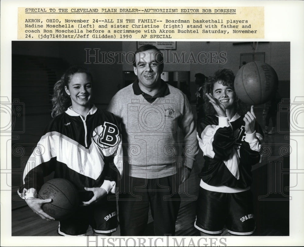 1990 Press Photo Boardman basketball players Nadine &amp; Christine with father Ron - Historic Images
