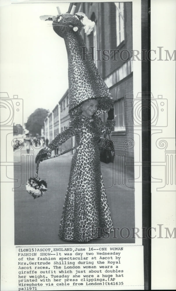 1971 Press Photo Mrs Gertrude Shilling at the Royal Ascot races in London - Historic Images