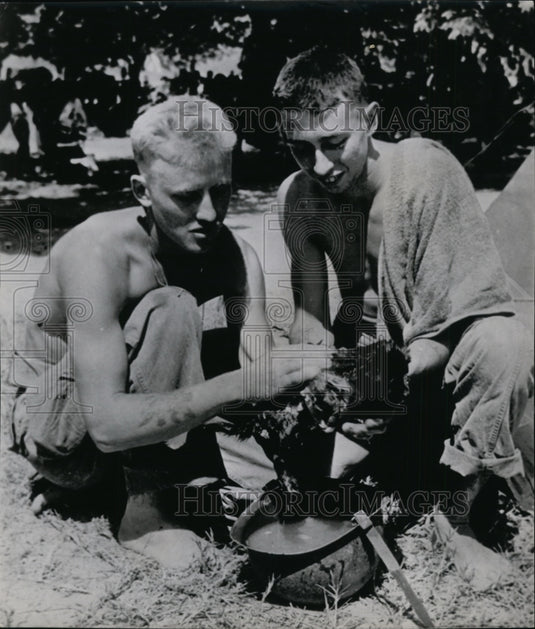 1950 Pfc Harley Huffman & Pvt Harold Middleton stationed Korea - Historic Images