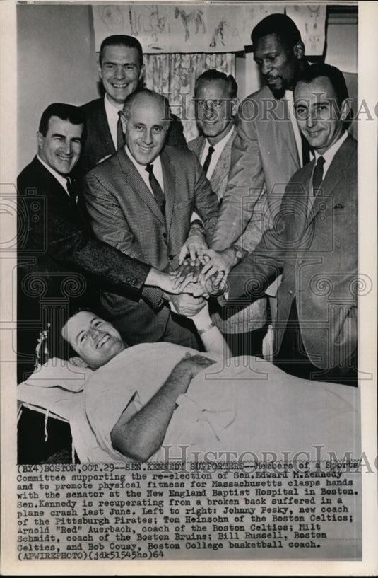 1964 Press Photo Sports Committee members showing their support to Sen Kennedy - Historic Images