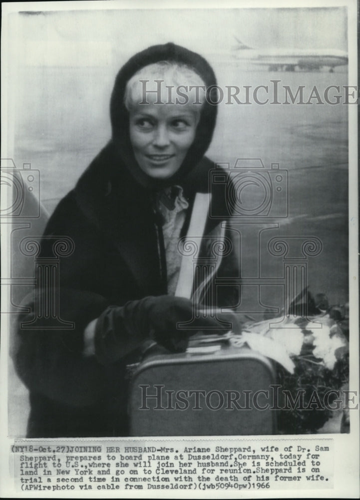 1966 Press Photo Mrs Ariane Shepard wife of Sam Sheppard on her way to US - Historic Images