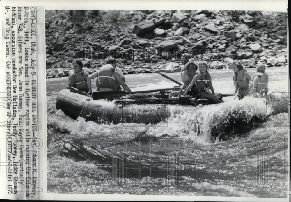 1973 Press Photo Sen. Edward Kennedy looks ahead to further rapids while running - Historic Images