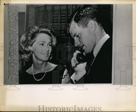 1962 Press Photo Mr. & Mrs. Kennedy call his oldest brother to congratulate - Historic Images