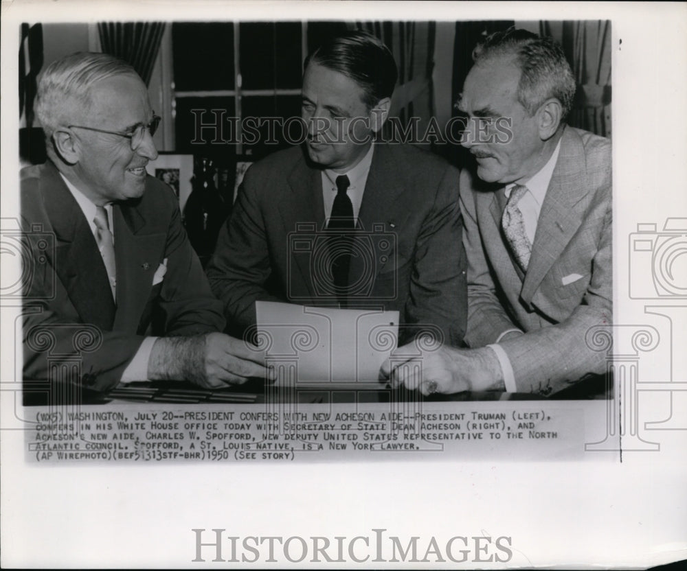 1950 Press Photo Pres. Truman confers with the US Officials at the White House-Historic Images