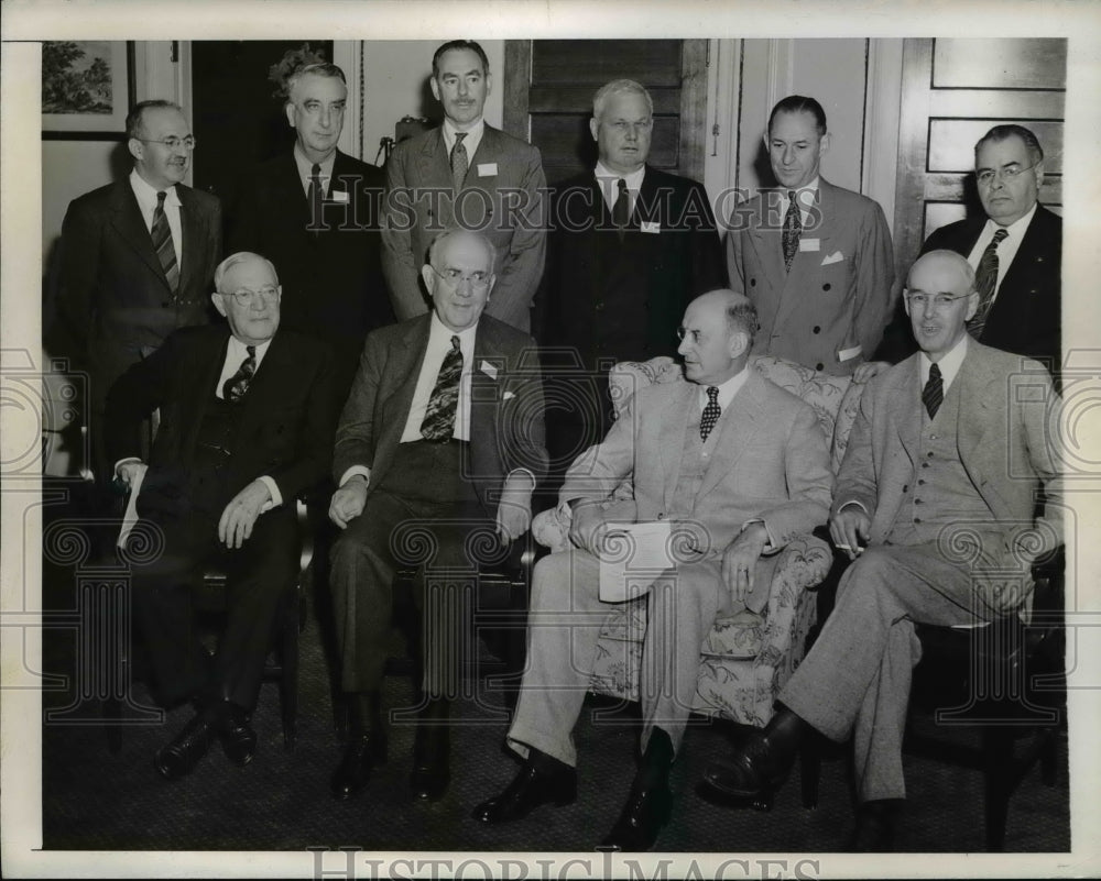 1944 Dean Acheson w/ delegates to The National Monetary Conference - Historic Images