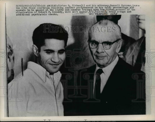 1968 Press Photo SB Sirhan & Atty Russell Parsons leave courtroom in Los Angeles - Historic Images
