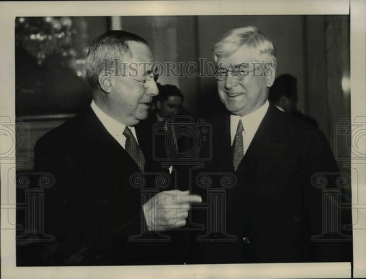 1937 Press Photo Charles F. Gay w/ J. M. B. Hoxsey at Senate Interstate Commerce - Historic Images