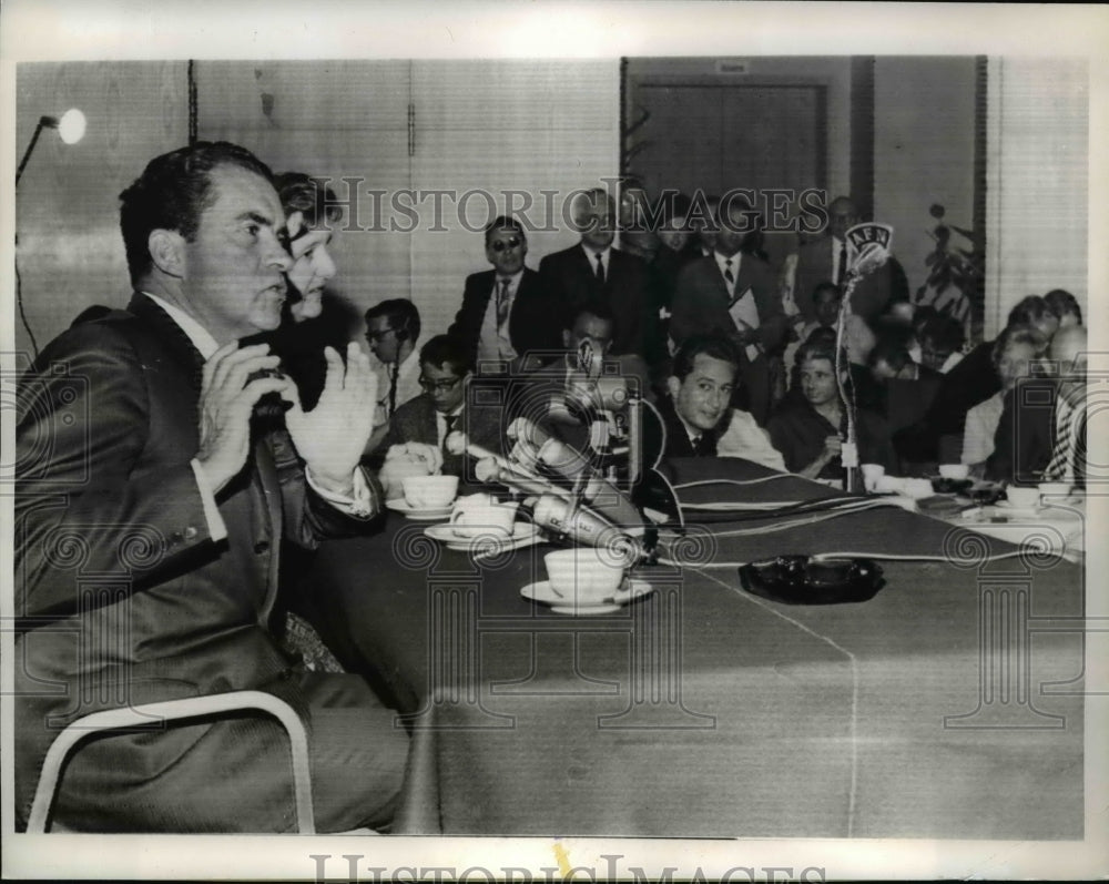 1963 VP Nixon during press conference at Hilton Hotel - Historic Images