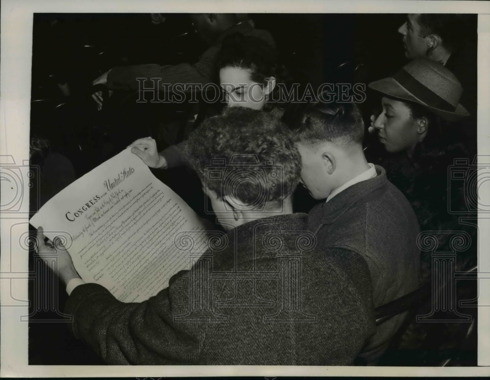 1941 Press Photo Youth Congress at Senate Foreign Relations Committee hearing-Historic Images