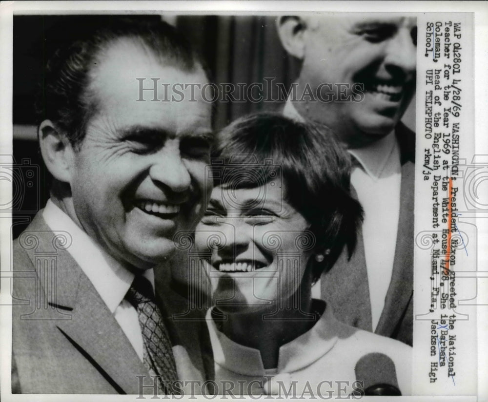 1969 Press Photo Pres Richard M Nixon w/ Barbara Goleman- teacher of the year - Historic Images