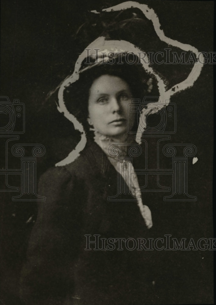 1925 Press Photo Mrs. Florence McCamish Brown, foster mother of Lee Campt - Historic Images