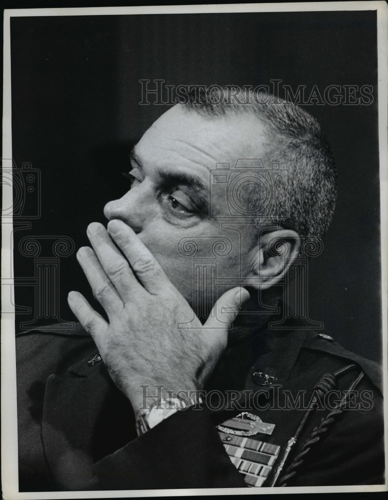 1969 Press Photo Sgt Maj William O Wooldridge Being Questioned By Senate-Historic Images