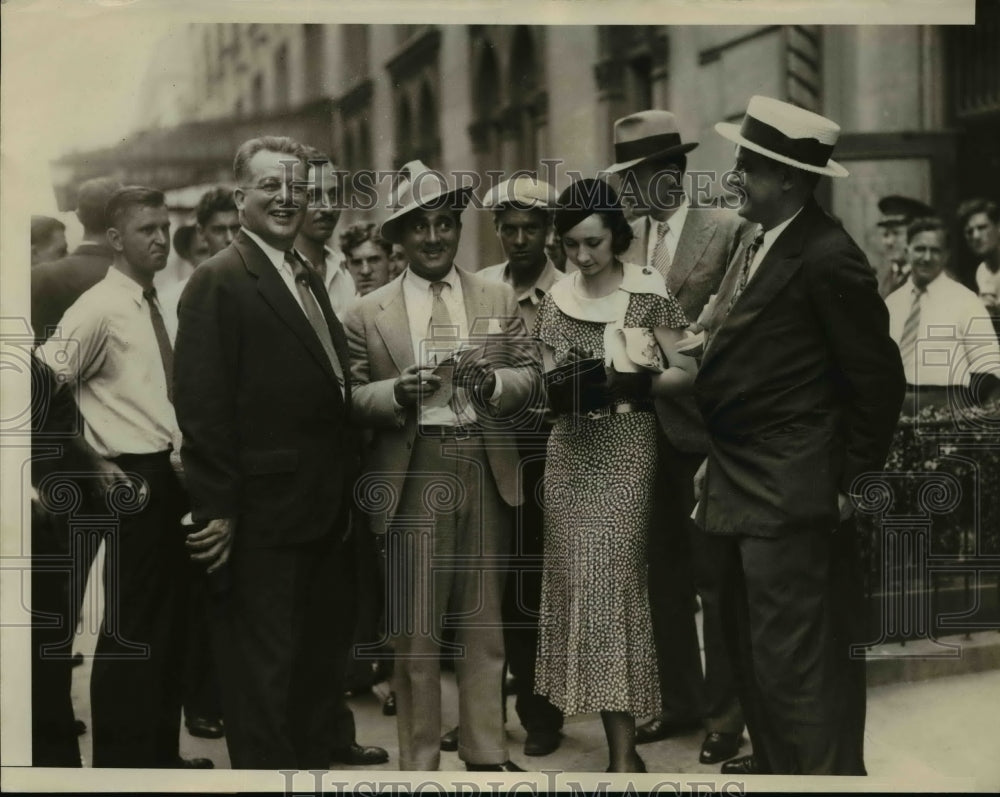 1932 Dr William Schroeder talking to reporter at the Mayfair House - Historic Images