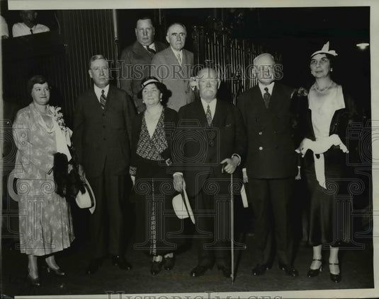 1932 Press Photo Leaders & delegates from Tammany Hall, N.Y. City,w/ their wives - Historic Images