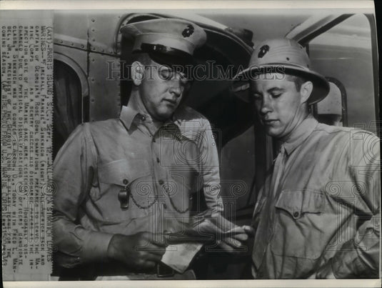 1943 Press Photo Frankie Sinkwich discharge from the Marine Corps- Football star- Historic Images