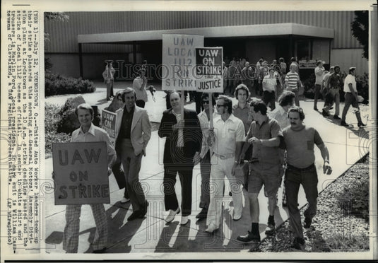 1974 Press Photo Marlin Ford, William Casstevans & Others Strike General Motors-Historic Images