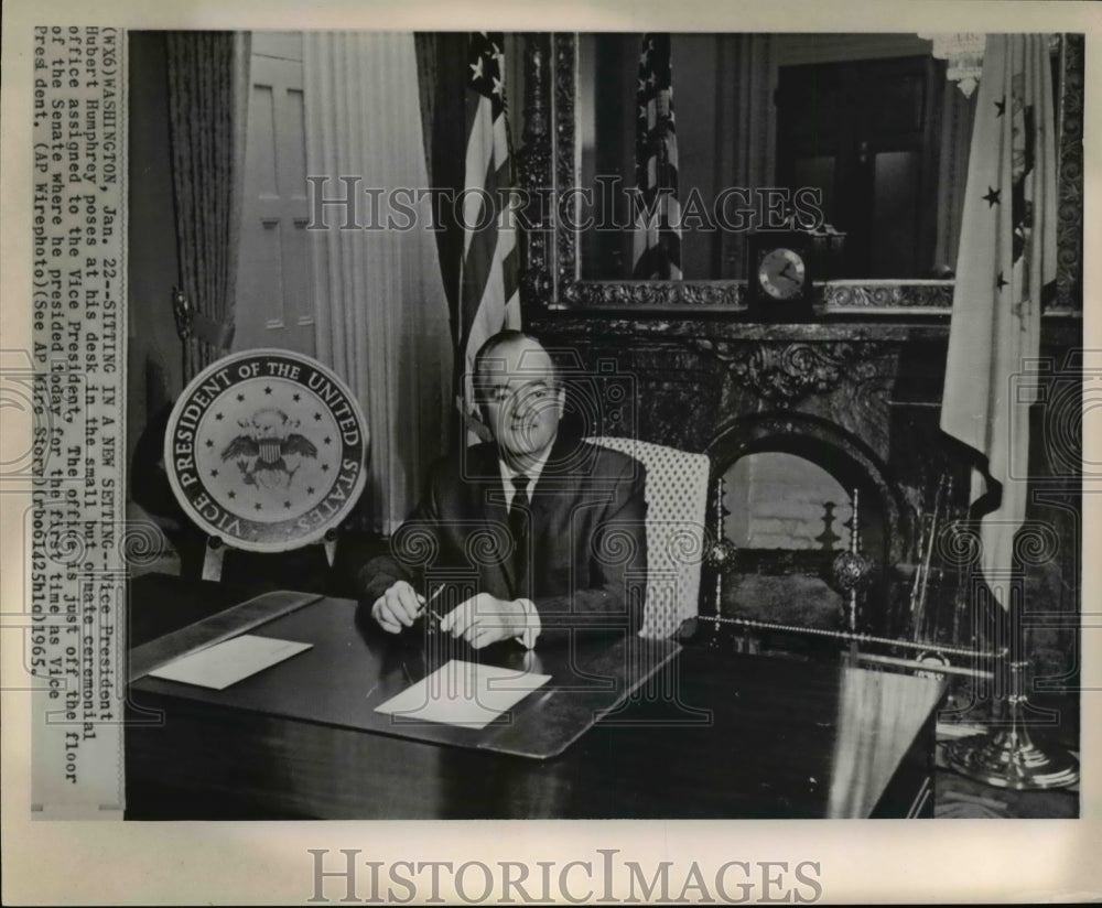 1965 Press Photo Vice President Hubert Humphrey Poses at New Office - cvw24719-Historic Images