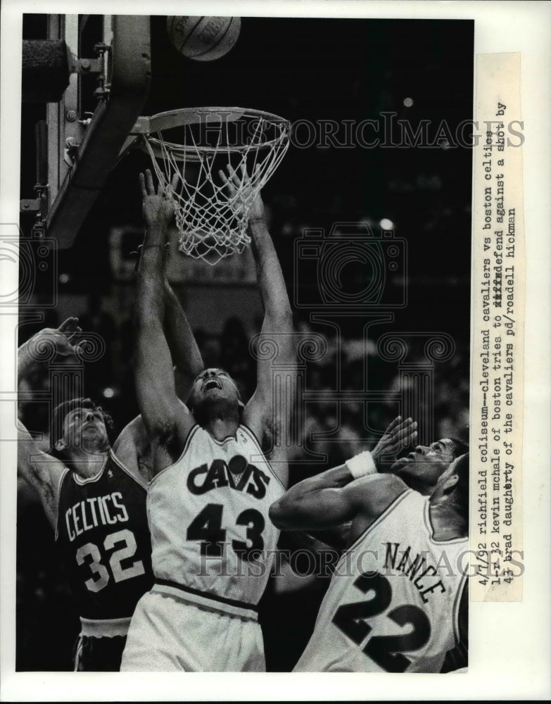 1992 Celtics Kevin McHale defends against shot by Brad Daugherty - Historic Images