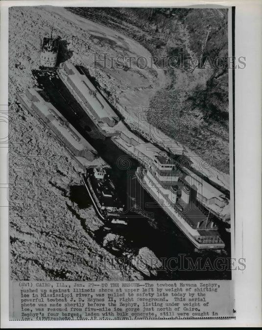 1961 Press Photo Havana Zephyr caught up in an ice gorge rescued by JD Haynes II - Historic Images