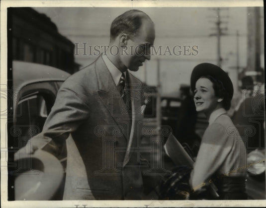 1938 Press Photo James Roosevelt with his nurse Romelle Schneider - cvw25776 - Historic Images