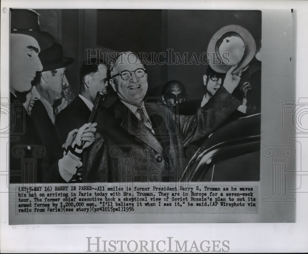 1956 Wire Photo Former President Harry S Truman arrives in Paris, France - Historic Images