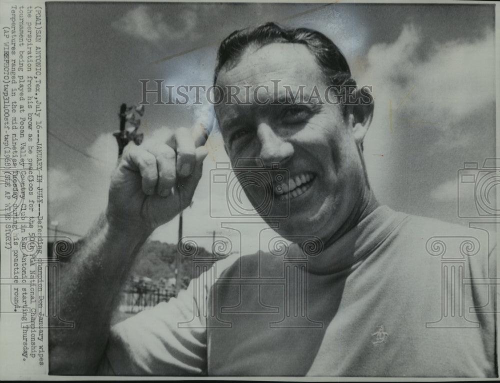1968 Don January, practices for the 50th PGA Nat'l Championship - Historic Images