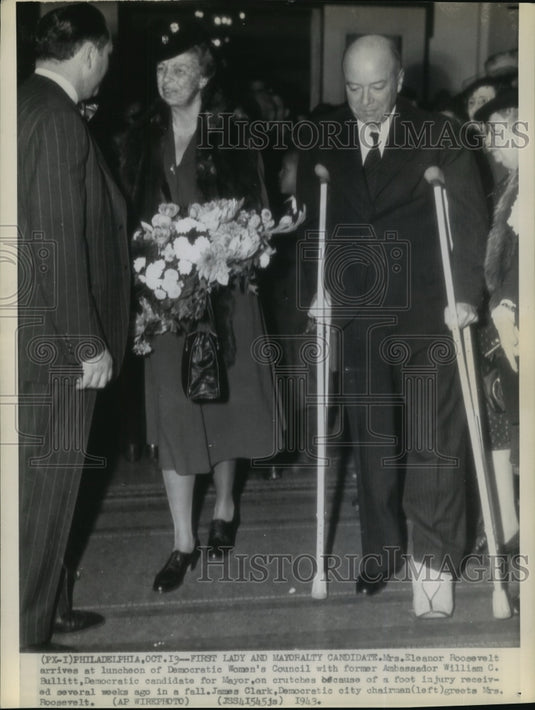 1943 Wire Photo Mrs. Eleanor Roosevelt w/ former Ambassador William C. Bullitt - Historic Images
