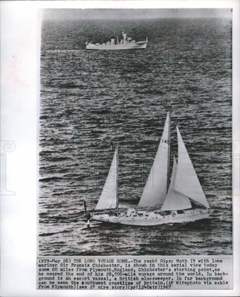 1967 Press Photo Gipsy Moth IV yacht Francis Chichester - Historic Images