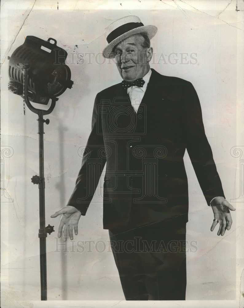 1972 Press Photo French actor, singer - Historic Images