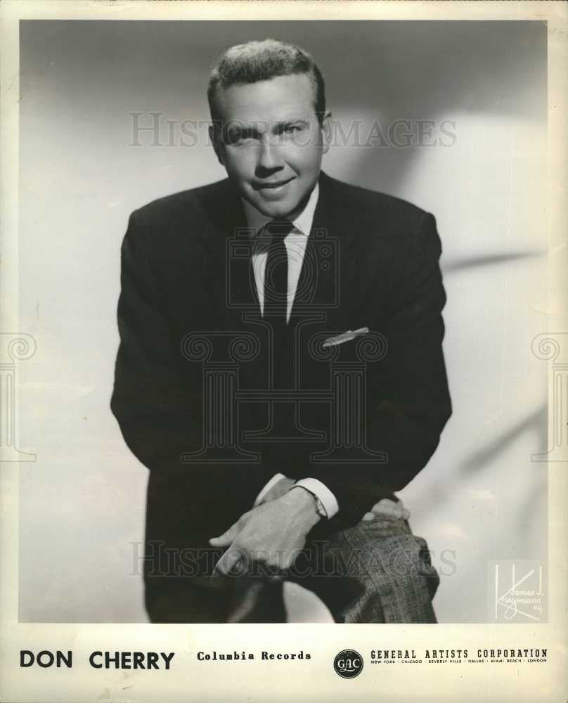 1961 Press Photo Donald Ross Cherry - American Singer - Historic Images