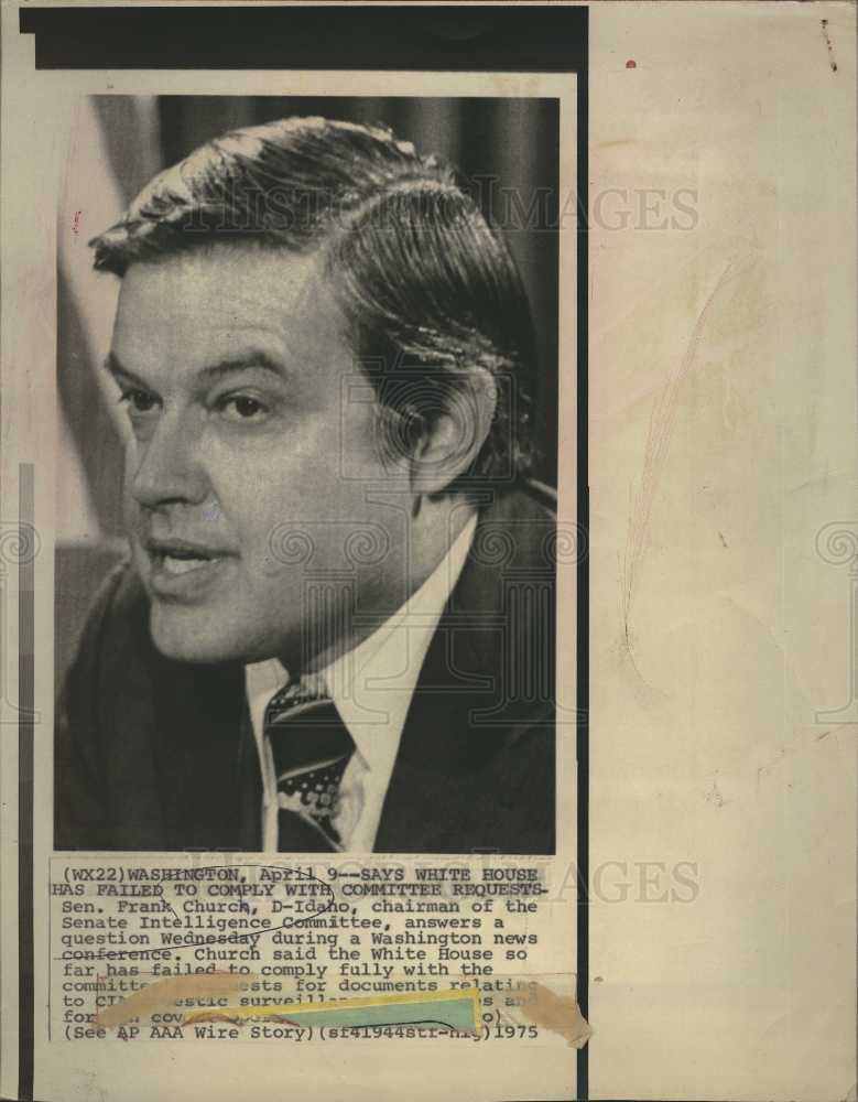 1975 Press Photo Frank Church American lawyer - Historic Images