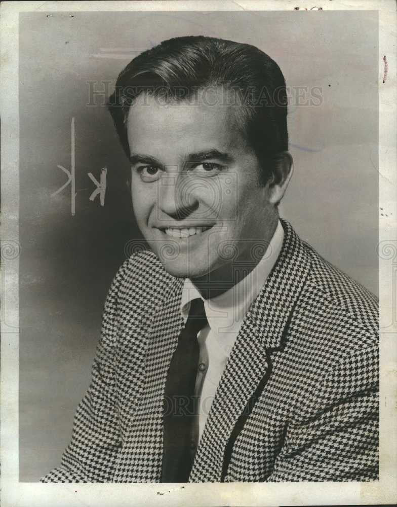 1973 Press Photo Clark Businessman Tv host - Historic Images