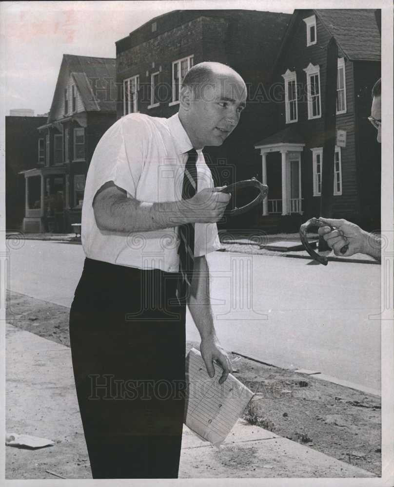1966 Press Photo Robert Cobb Plum St. developer - Historic Images