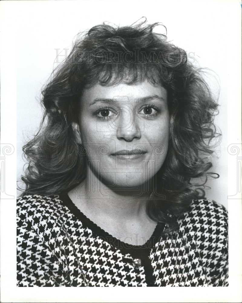 1993 Press Photo Tina Coallier advertising sales rep. - Historic Images