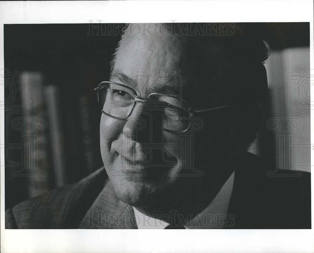 1977 Press Photo A.W. Clausen President - Historic Images