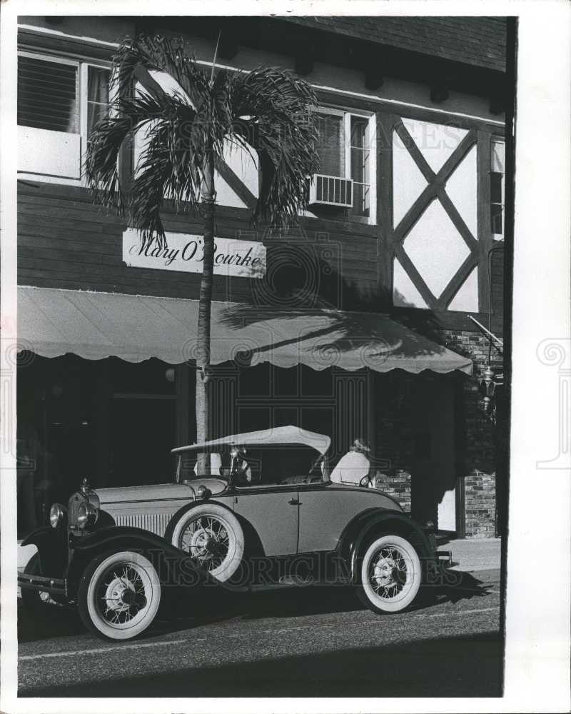 1976 Press Photo Model A Ford car automobiles - Historic Images