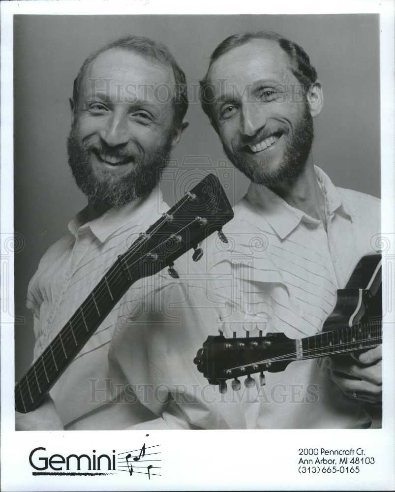 1991 Press Photo Sandor Las Slomovits Gemini Twins - Historic Images